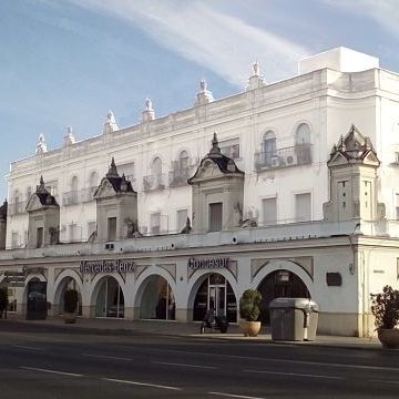 antiguo almacen de maderas del rey en sevilla